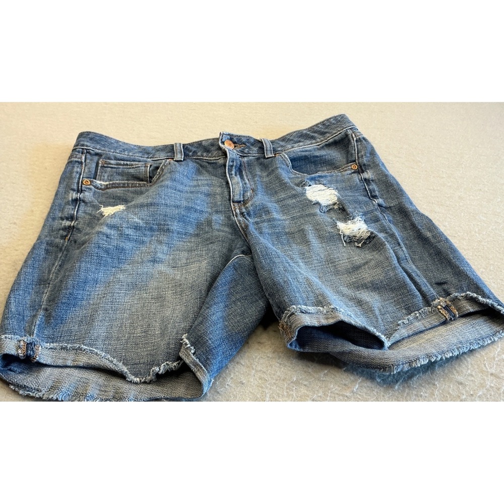 Sonoma Boyfriend Shorts Denim Distressed Blue Jean Size 10 Frayed Hem Mid Rise